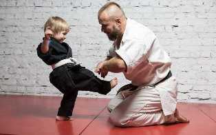 Смешанные боевые искусства для детей: эффективный способ развития самодисциплины и самоконтроля